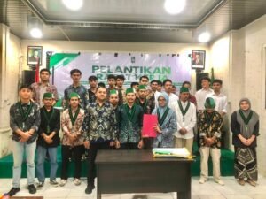 Perkuat Kapasitas Kader, Ketum Cabang HMI Ternate Lantik Pengurus Lembaga Profesi